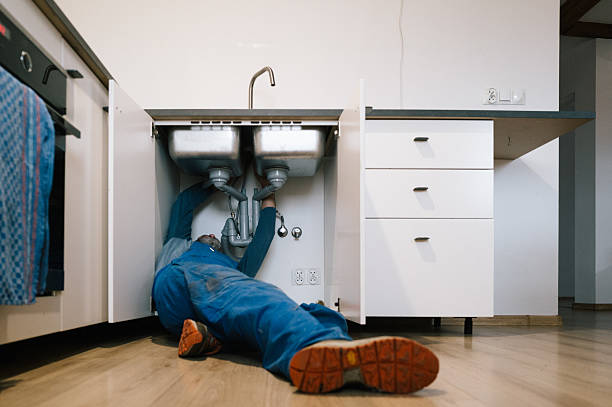 Professional Pipe Repair technician working in Keasbey, NJ